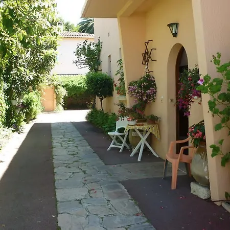 Ideal Antibes